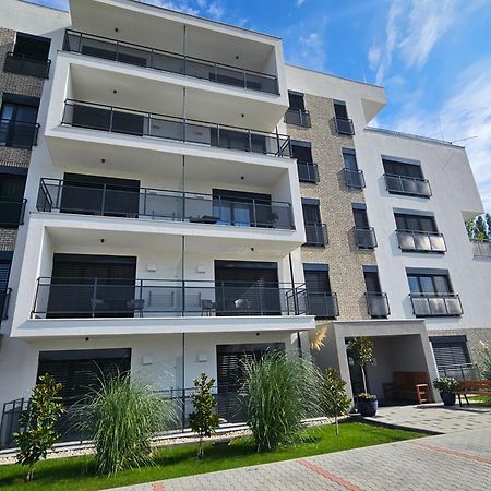 Harmonia Riva Apartman B11 ดูนาจสก้า สเตรด้า ภายนอก รูปภาพ