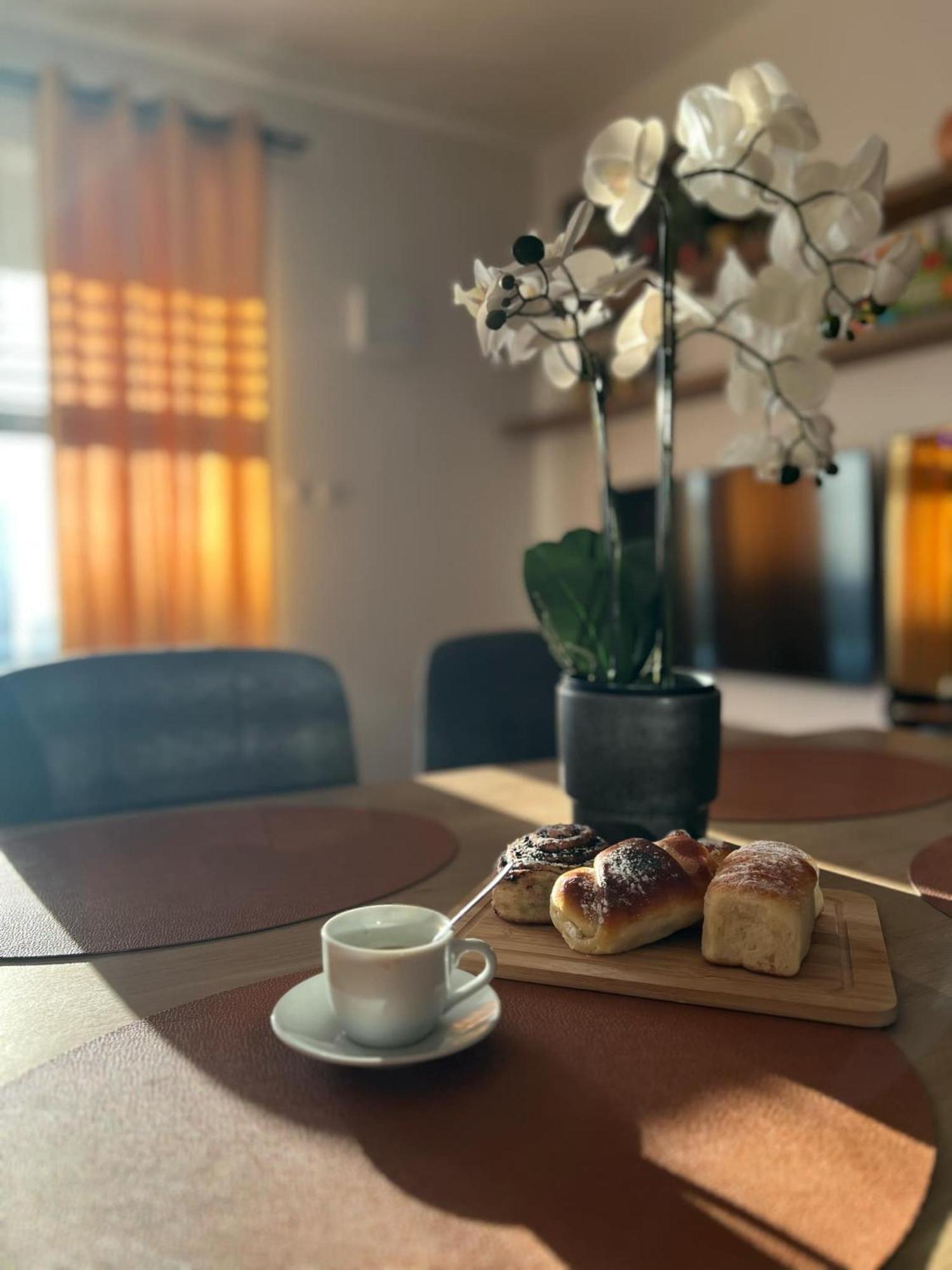 Harmonia Riva Apartman B11 ดูนาจสก้า สเตรด้า ภายนอก รูปภาพ