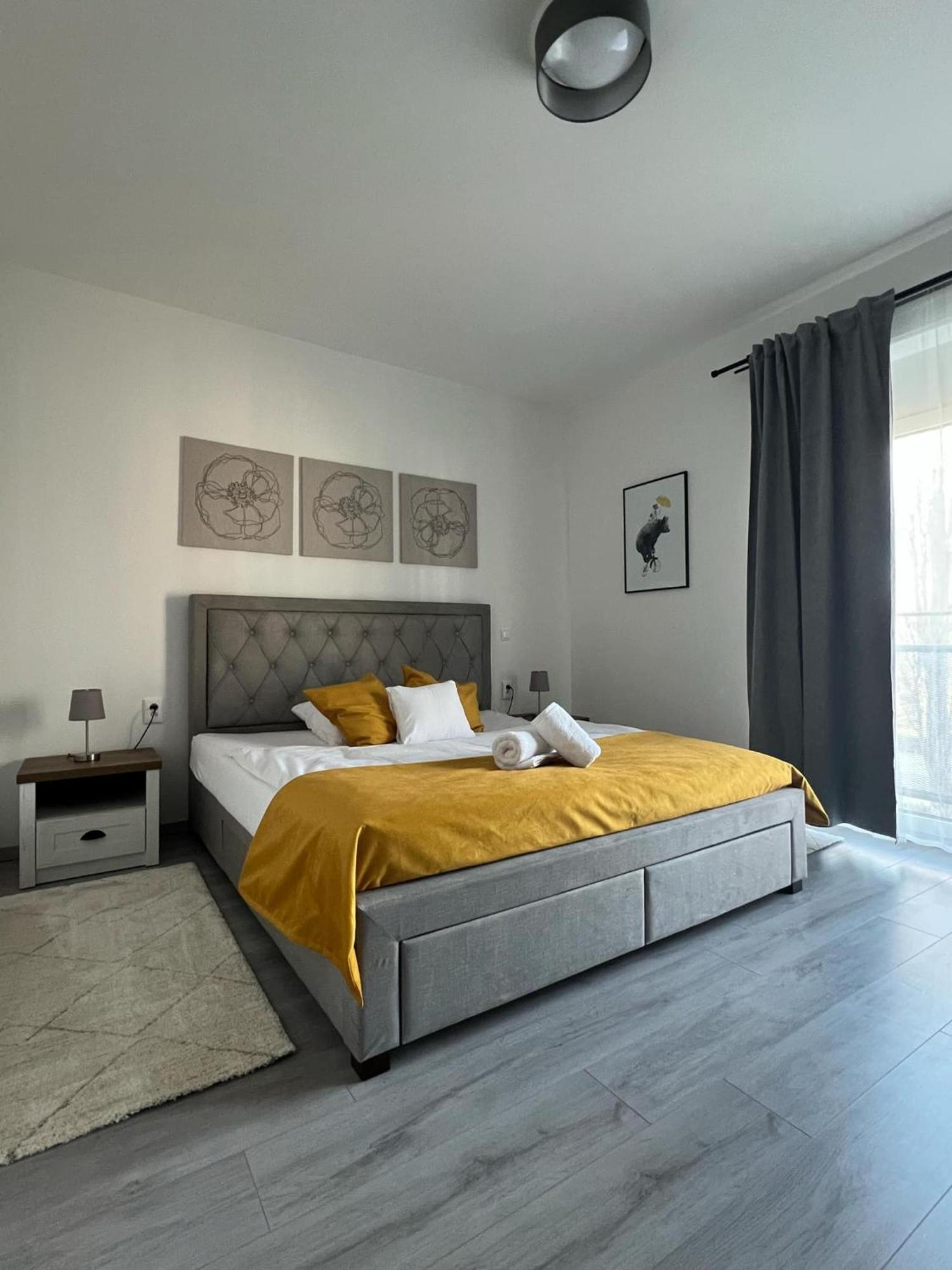 Harmonia Riva Apartman B11 ดูนาจสก้า สเตรด้า ภายนอก รูปภาพ