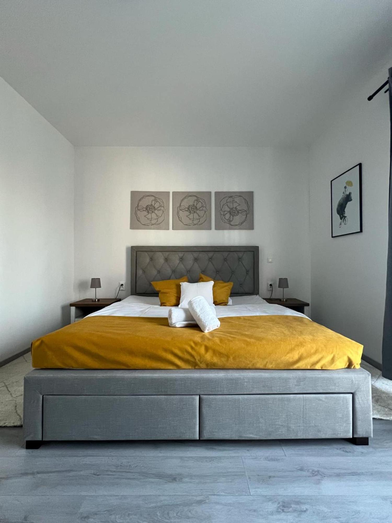 Harmonia Riva Apartman B11 ดูนาจสก้า สเตรด้า ภายนอก รูปภาพ